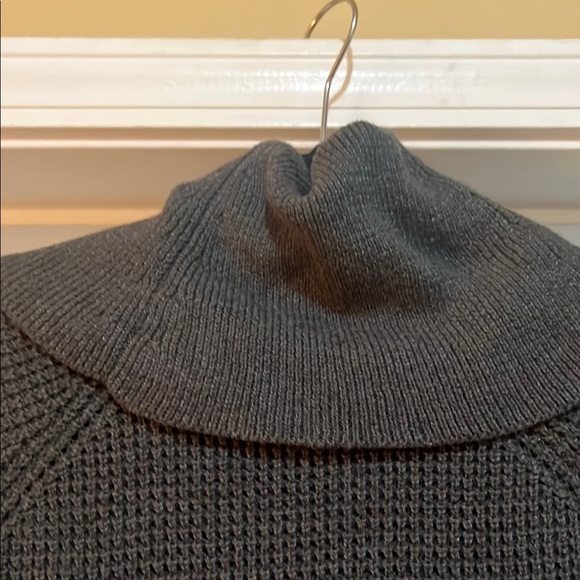 Michael Kors Hooded Sweater - Picture 5 of 10
